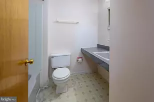 9 Hedgerow Ct, Oaklyn, NJ 08107 - Photo 16