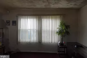 1022 N 20th St, Camden, NJ 08105 - Photo 4