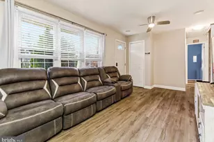 118 Cressmont Ave, Gloucester Township, NJ 08012 - Photo 6