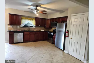 422 La Cascata, Clementon, NJ 08021 - Photo 2