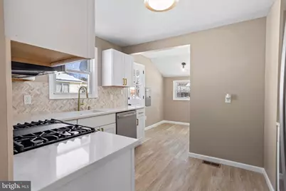 226 Adams Avenue, Barrington, NJ 08007 - Photo 10