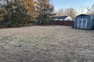 25 Valley Dr, Pine Hill, NJ 08021 - Photo 2