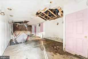 913 Pearl St, Camden, NJ 08102 - Photo 2