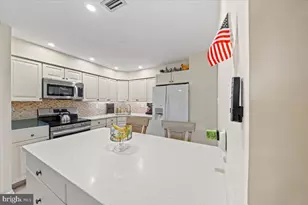 215 Haddonfield Cmns, Haddonfield, NJ 08033 - Photo 12