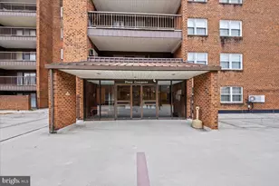 215 Haddonfield Cmns, Haddonfield, NJ 08033 - Photo 2