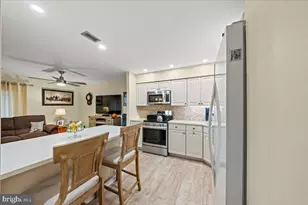 215 Haddonfield Cmns, Haddonfield, NJ 08033 - Photo 8