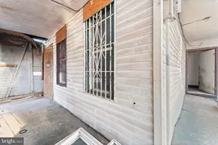 2622 Saunders St, Camden, NJ 08105 - Photo 4