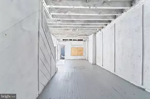 425 Atlantic Ave, Camden, NJ 08104 - Photo 8