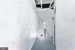 425 Atlantic Ave, Camden, NJ 08104 - Photo 14