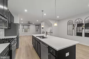 208 Freedom Wy, Sicklerville, NJ 08081 - Photo 12