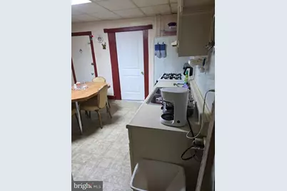 621 Henry Street, Camden, NJ 08103 - Photo 6