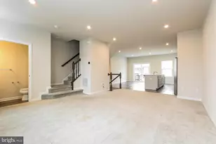 25 Continental Blvd, Sicklerville, NJ 08081 - Photo 8