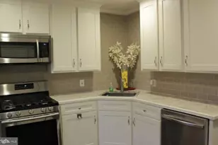 117 Oakland Ave, Audubon, NJ 08106 - Photo 18