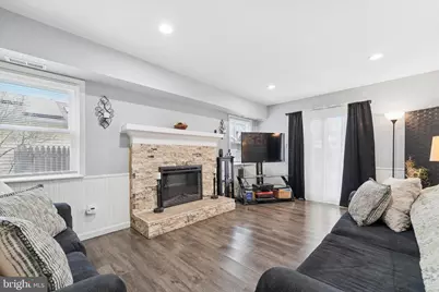 16 Cherry Grove Lane, Sicklerville, NJ 08081 - Photo 2