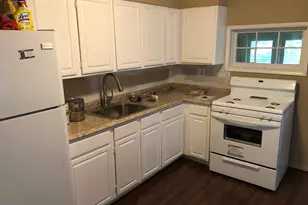 320 Powell St, Gloucester City, NJ 08030 - Photo 2