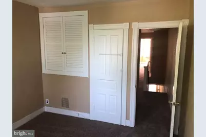 320 Powell Street, Gloucester City, NJ 08030 - Photo 8