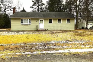 8 Roberts Ln, Berlin, NJ 08009 - Photo 2