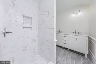 27 Eastwood Dr, Voorhees, NJ 08043 - Photo 20