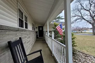 302 Iris Rd, Cherry Hill, NJ 08003 - Photo 2