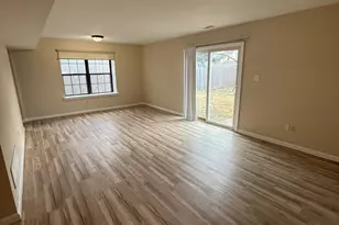 8 Hewitt Ln, Sicklerville, NJ 08081 - Photo 4