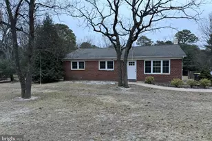 1002 Taunton Ave, Berlin, NJ 08091 - Photo 2