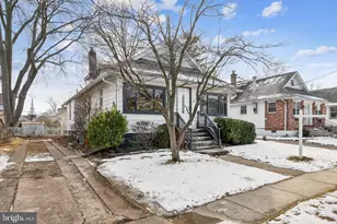 26 E Holly Ave, Haddon Township, NJ 08107 - Photo 2