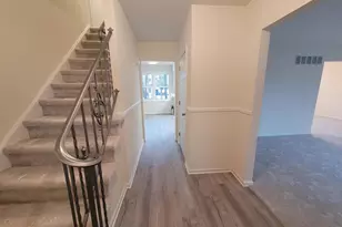 130 Holly Ave, Berlin, NJ 08009 - Photo 2