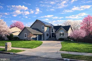 31 Mercer Dr, Sicklerville, NJ 08081 - Photo 1