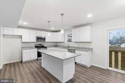 105 W Washington Avenue, Magnolia, NJ 08049 - Photo 6