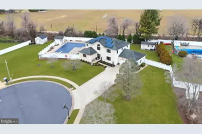 12 Liberty Court, Berlin, NJ 08009 - Photo 2