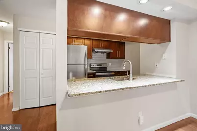 319 Park Place, Cherry Hill, NJ 08002 - Photo 8