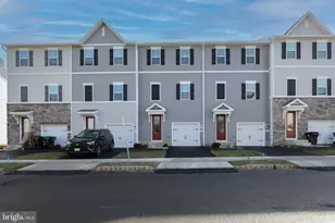 65 Basswood St, Berlin, NJ 08009 - Photo 2