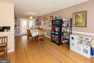 136 State St, Gloucester Township, NJ 08012 - Photo 6
