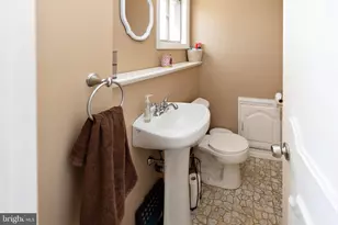 136 State St, Gloucester Township, NJ 08012 - Photo 16