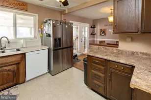 136 State St, Gloucester Township, NJ 08012 - Photo 8