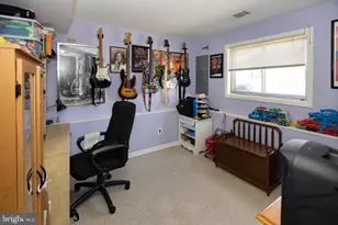 136 State St, Gloucester Township, NJ 08012 - Photo 14