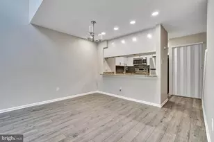 105 Park Pl Dr, Cherry Hill, NJ 08002 - Photo 4