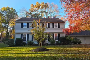 28 Harrowgate Dr, Cherry Hill, NJ 08003 - Photo 2