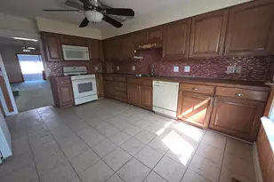 820 Division St, Gloucester City, NJ 08030 - Photo 6