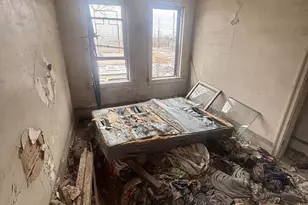 1142 S 6th St, Camden, NJ 08103 - Photo 10