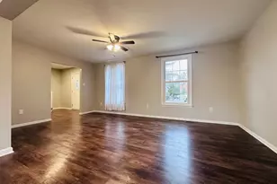 33 N Green Acre Dr, Cherry Hill, NJ 08003 - Photo 6