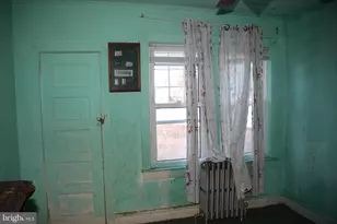 128 Amon Ave, Gloucester City, NJ 08030 - Photo 32