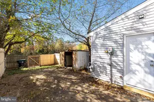 19 Magnolia, Sicklerville, NJ 08081 - Photo 6