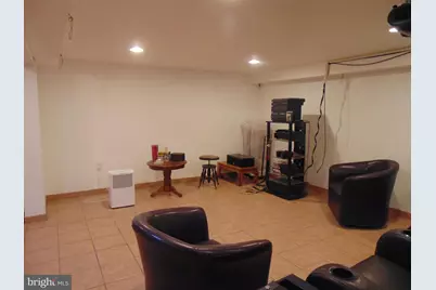 322 E Church Street, Gloucester Township, NJ 08012 - Photo 22