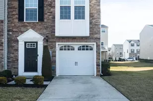 75 Village Green Ln, Sicklerville, NJ 08081 - Photo 2