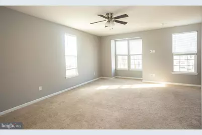 75 Village Green Lane, Sicklerville, NJ 08081 - Photo 8