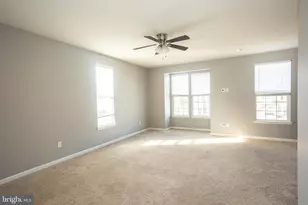 75 Village Green Ln, Sicklerville, NJ 08081 - Photo 8