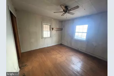 411 Center Avenue, Runnemede, NJ 08078 - Photo 4