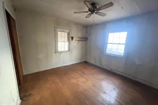 411 Center Ave, Runnemede, NJ 08078 - Photo 4