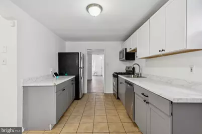 178 E Charleston Avenue, Lawnside, NJ 08045 - Photo 10